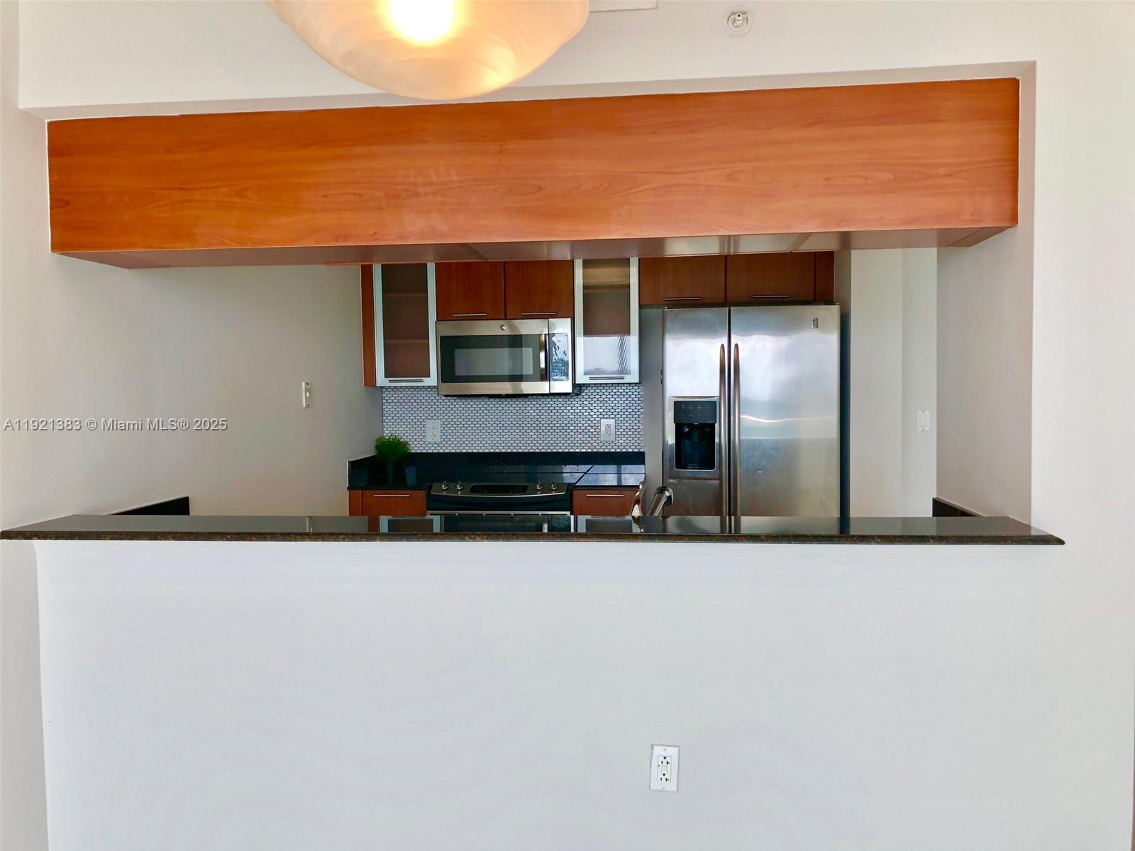 1800 N Bayshore Dr 1910