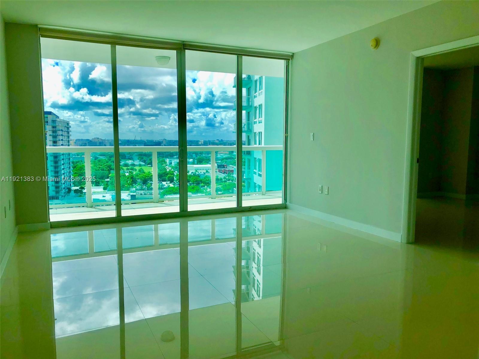 1800 N Bayshore Dr 1910