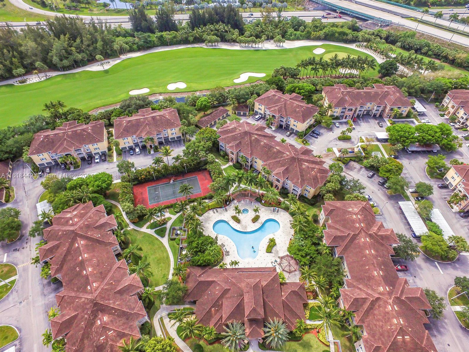 VILLAS AT EMERALD DUNES C - Residential