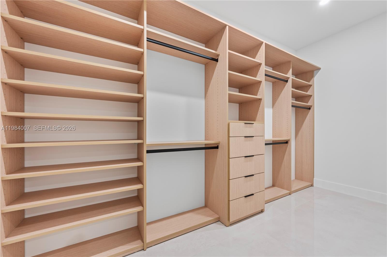 GRIFFING BISCAYNE PK ESTA - Residential