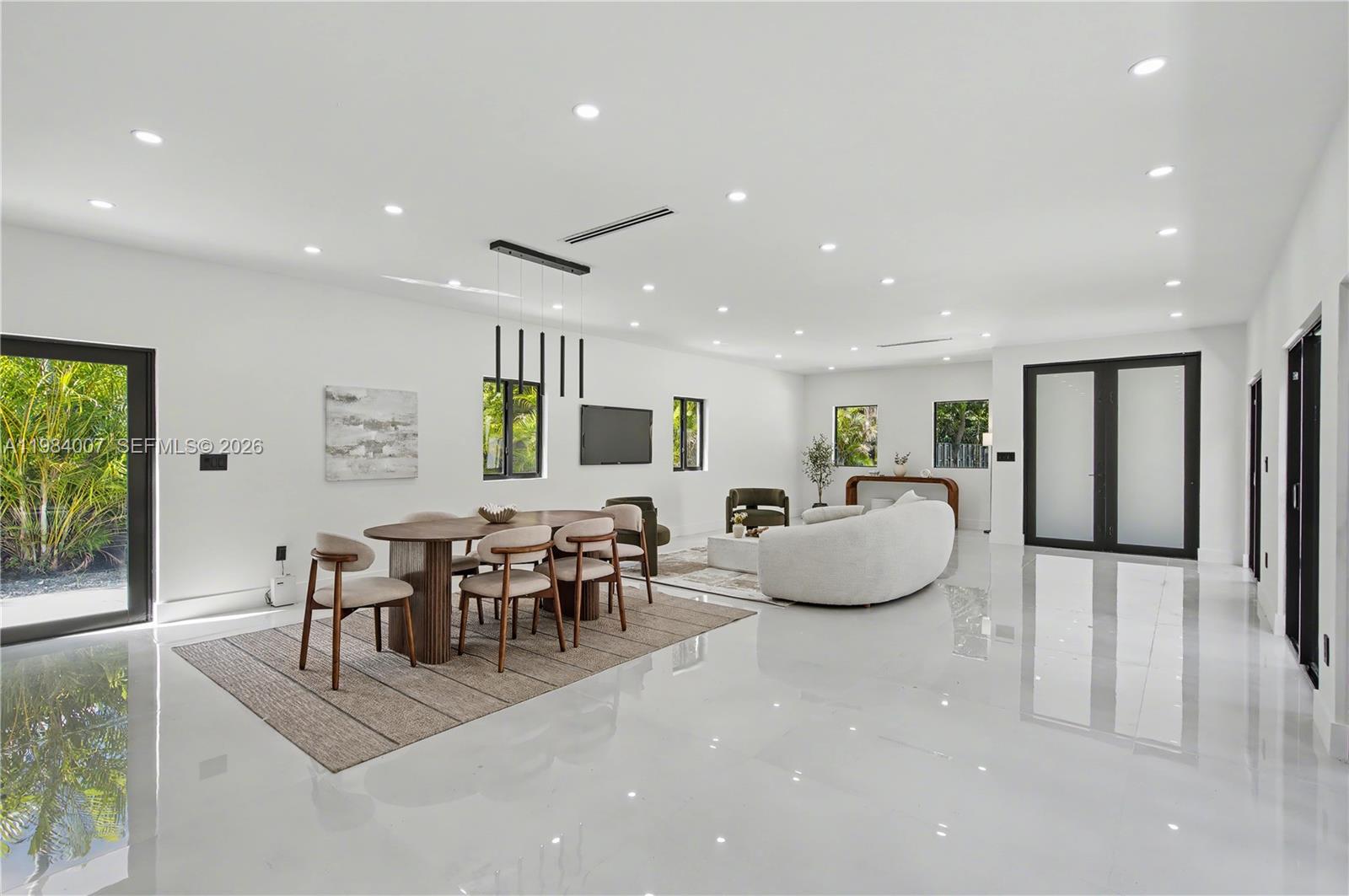 GRIFFING BISCAYNE PK ESTA - Residential