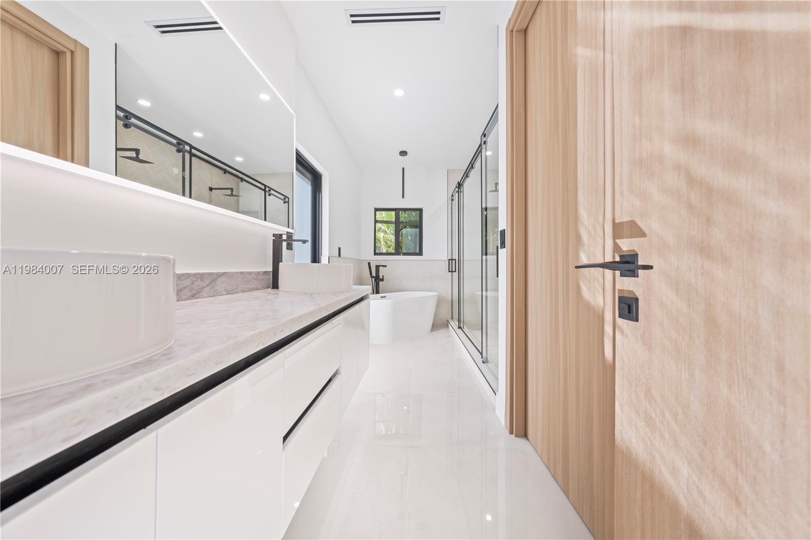 GRIFFING BISCAYNE PK ESTA - Residential