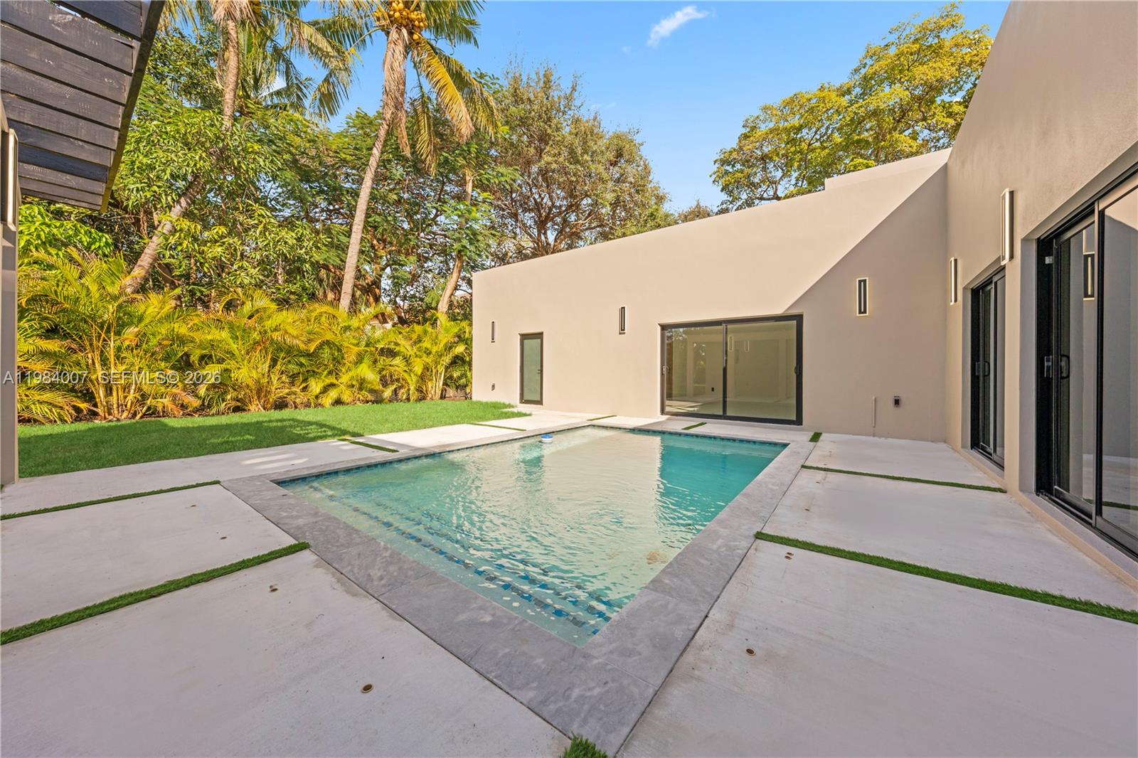 GRIFFING BISCAYNE PK ESTA - Residential