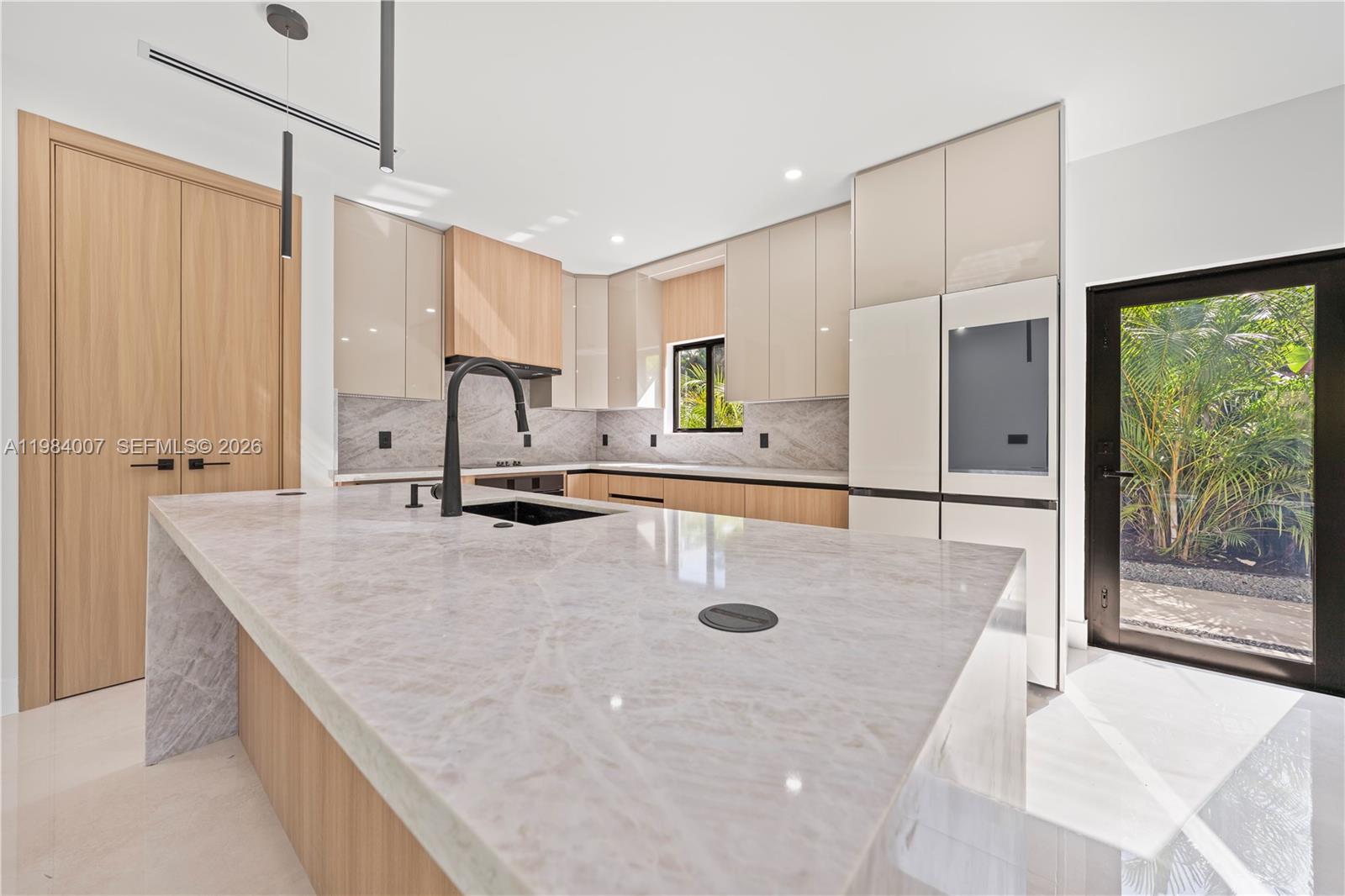 GRIFFING BISCAYNE PK ESTA - Residential