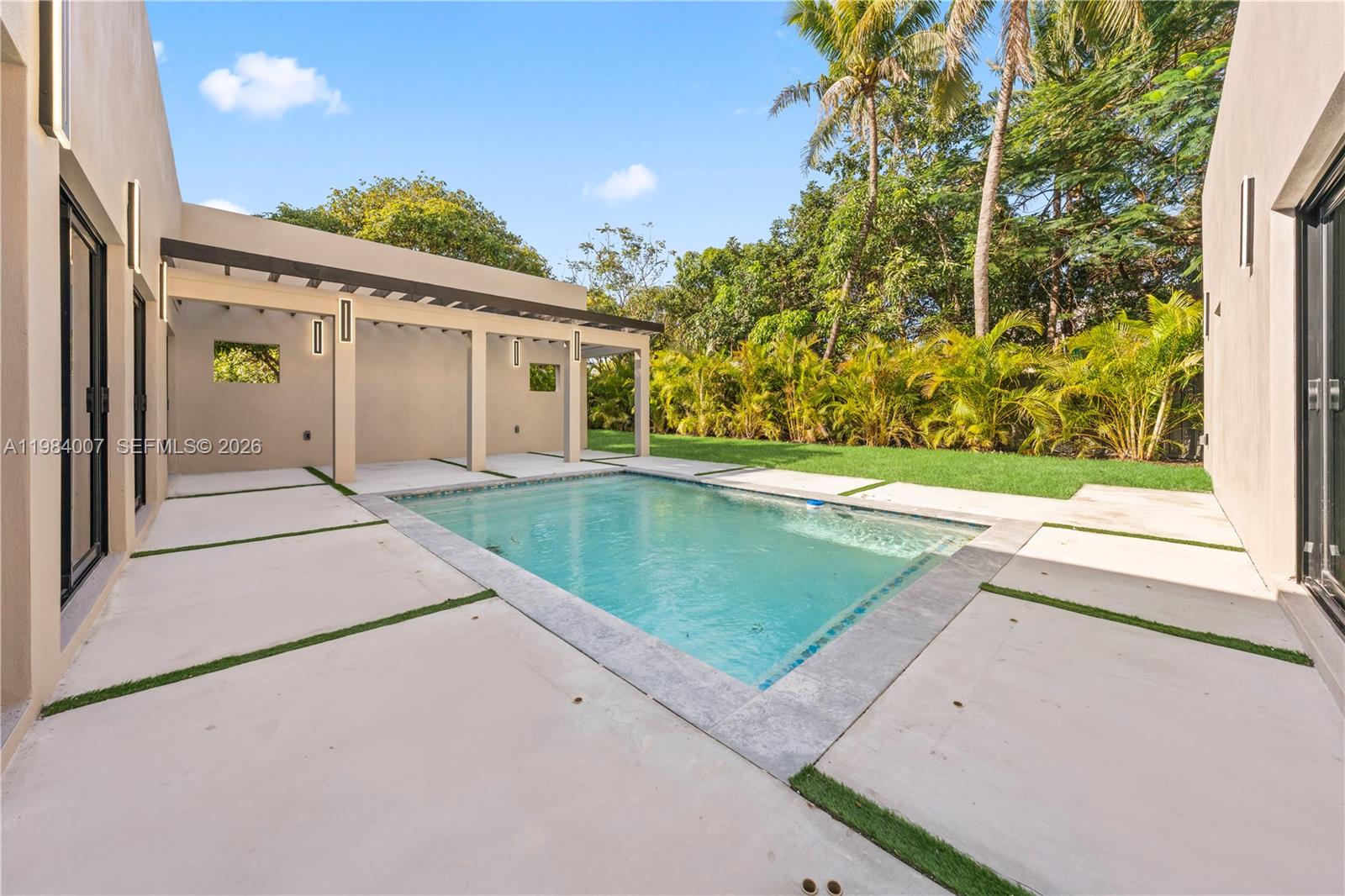 GRIFFING BISCAYNE PK ESTA - Residential