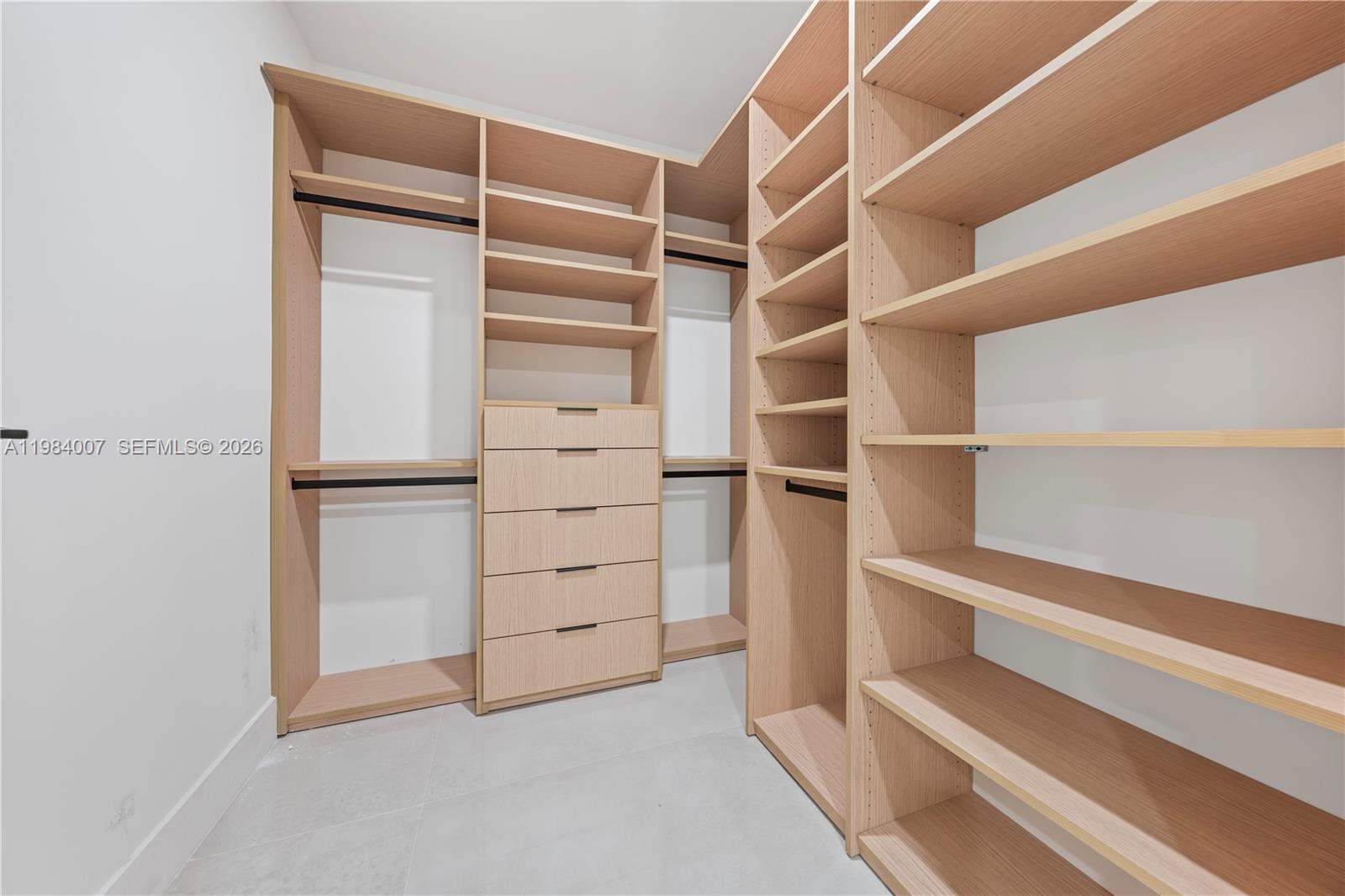 GRIFFING BISCAYNE PK ESTA - Residential