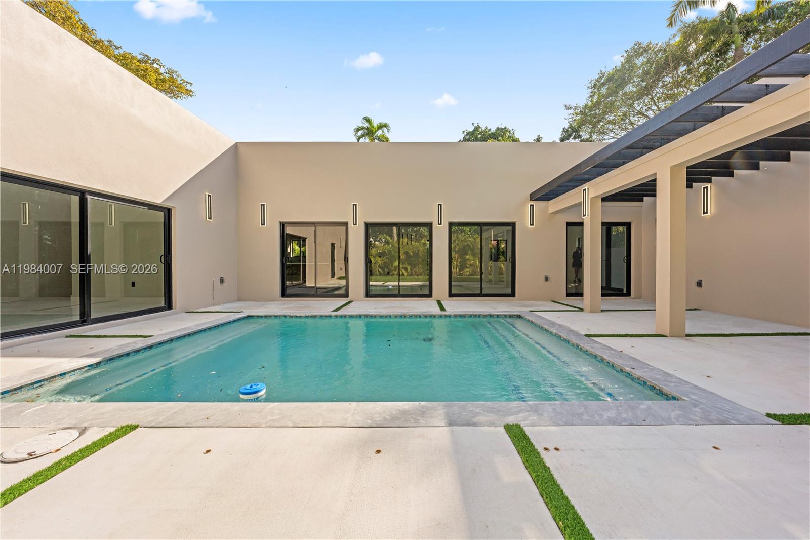 GRIFFING BISCAYNE PK ESTA - Residential