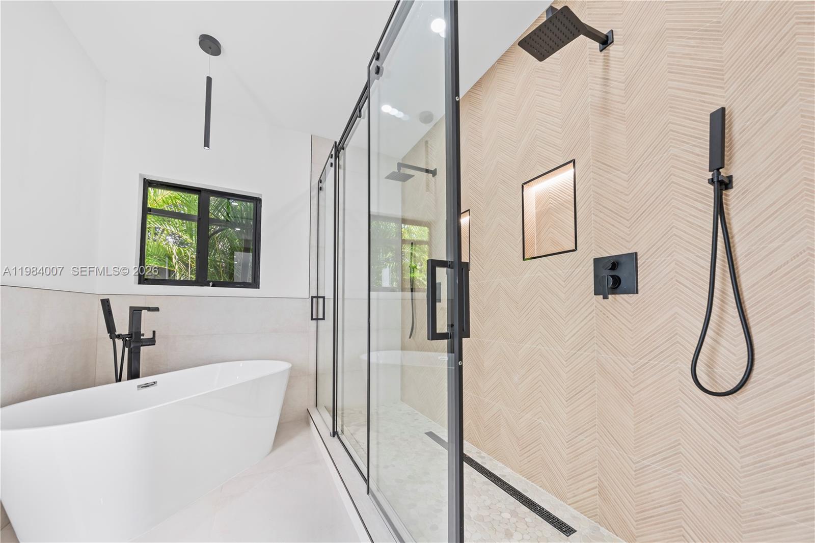 GRIFFING BISCAYNE PK ESTA - Residential