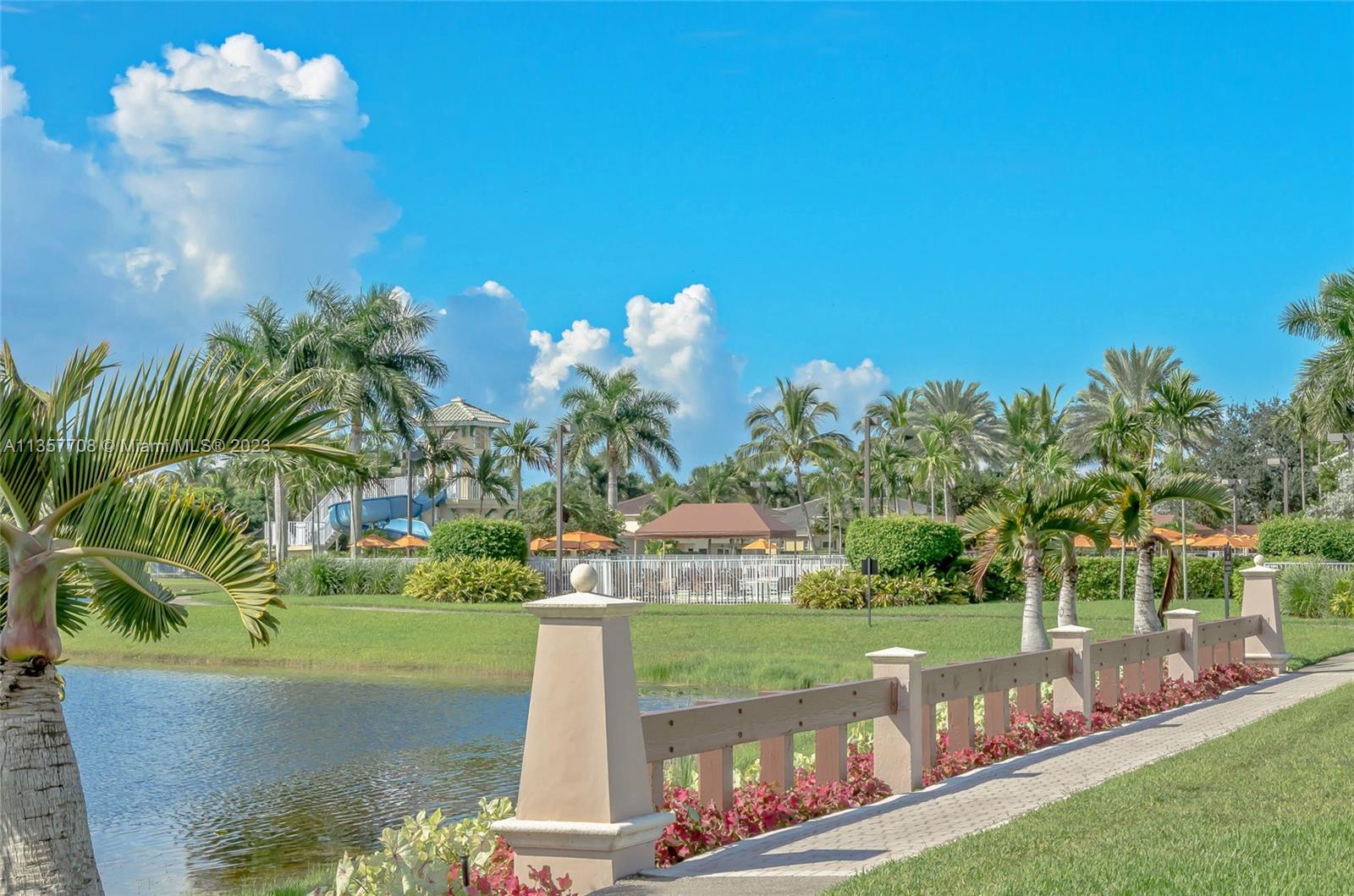 SECTOR 2-PARCELS 17 18 19 - Residential