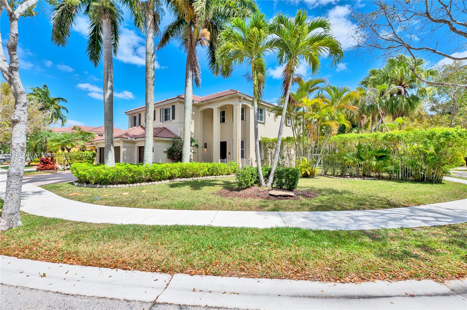 SECTOR 2-PARCELS 17 18 19 - Residential