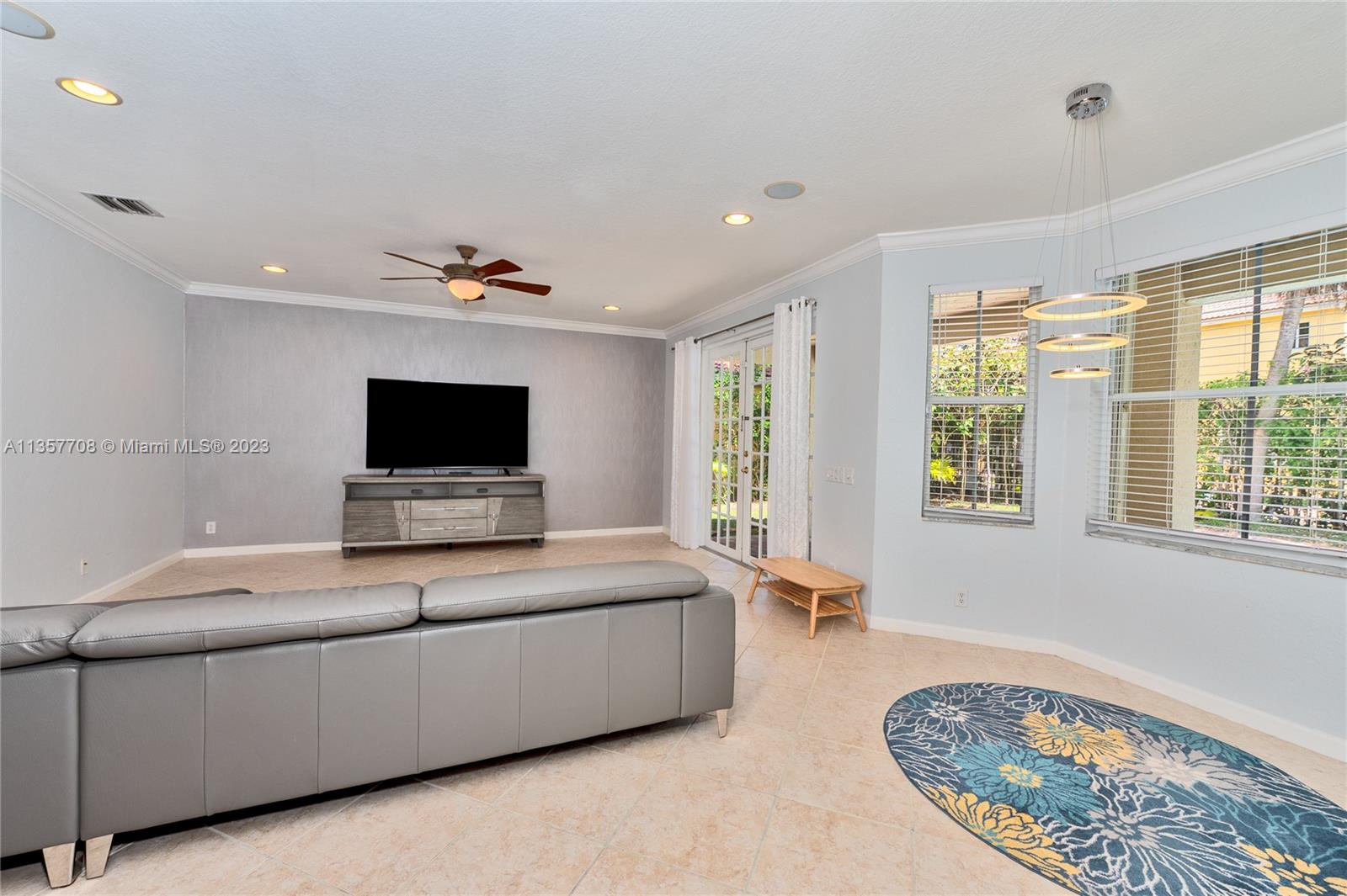 SECTOR 2-PARCELS 17 18 19 - Residential