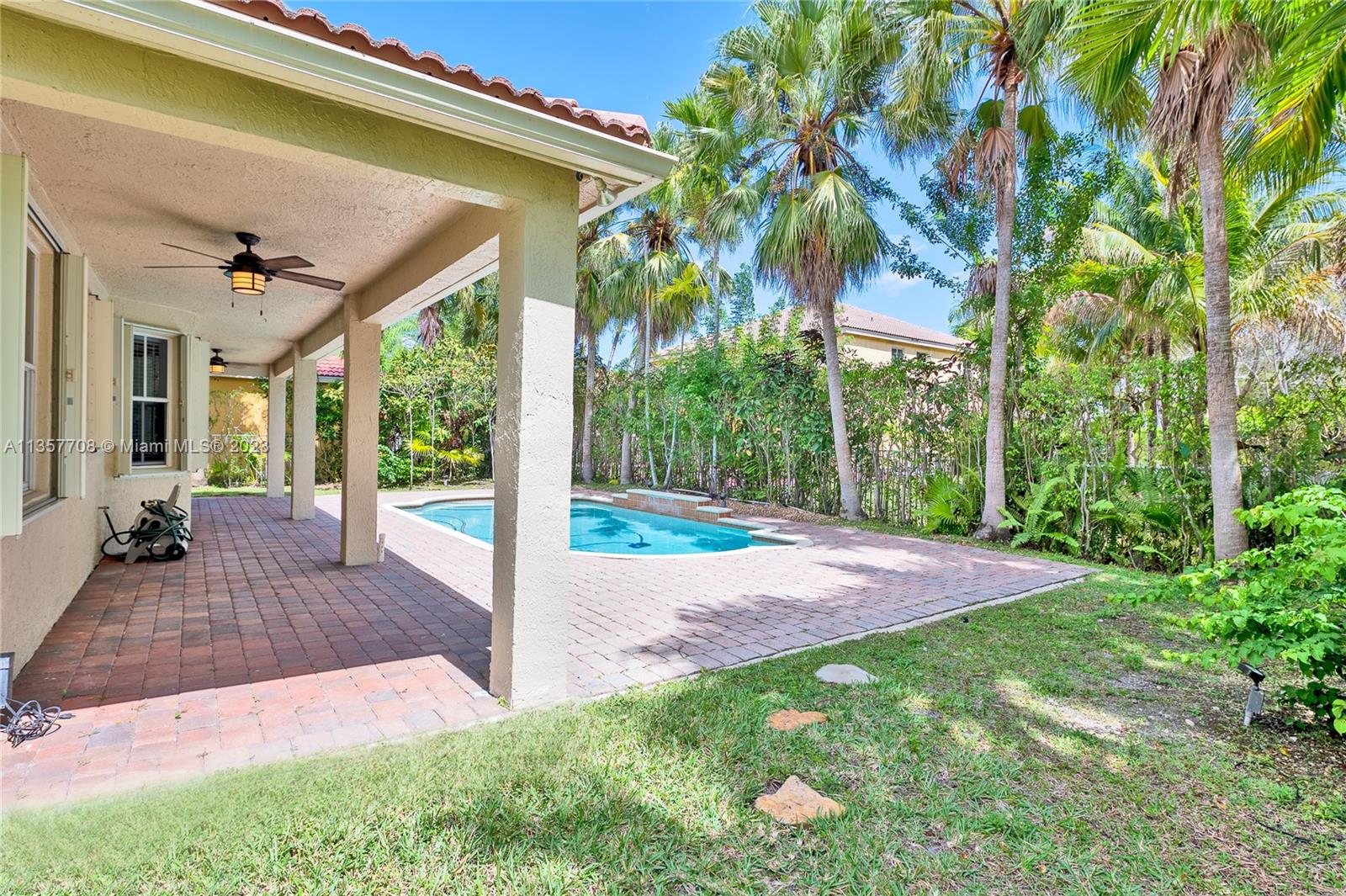 SECTOR 2-PARCELS 17 18 19 - Residential