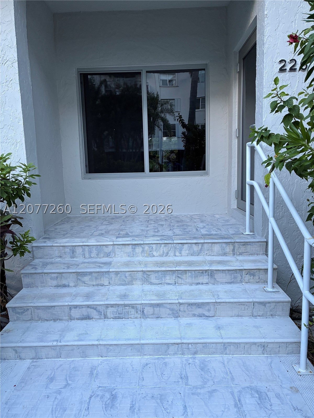 226 Sea View Dr 105