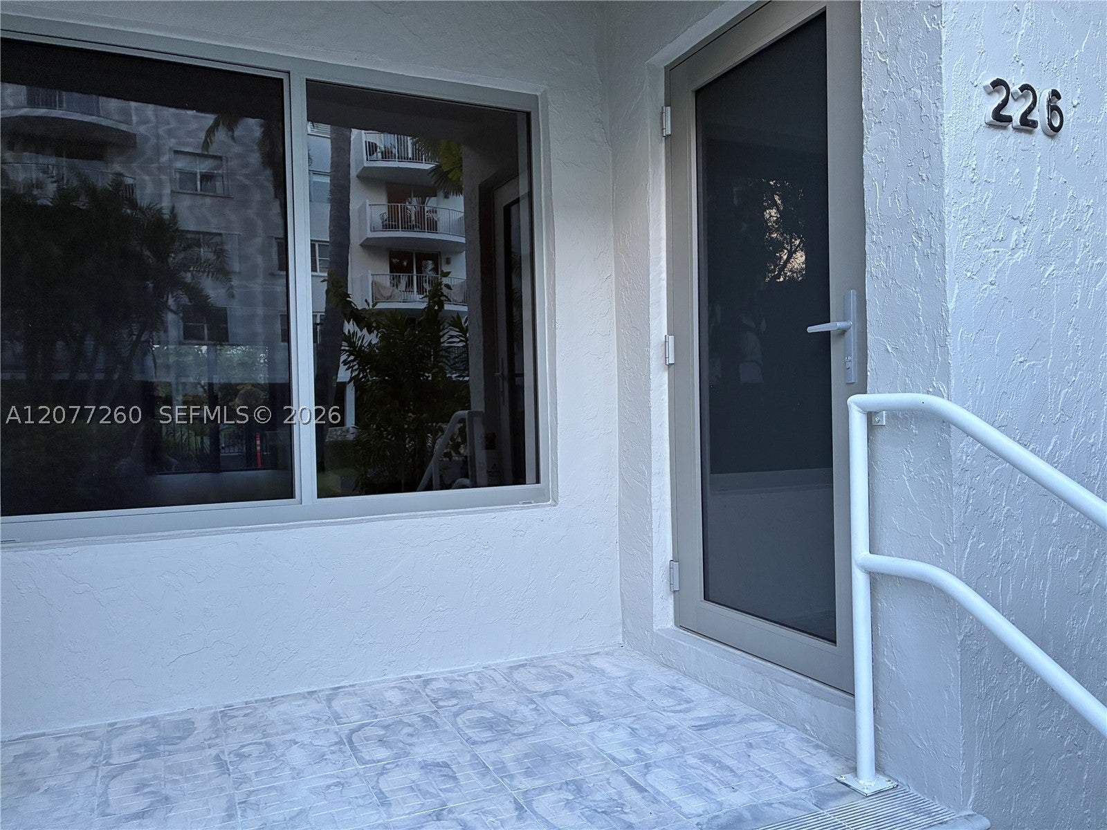226 Sea View Dr 105