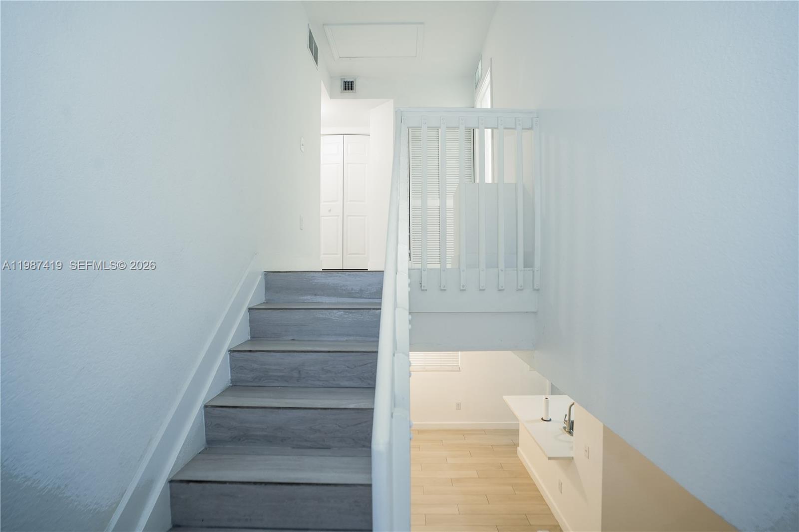 THE VILLAS OF ST AGNES CO - Residential Lease