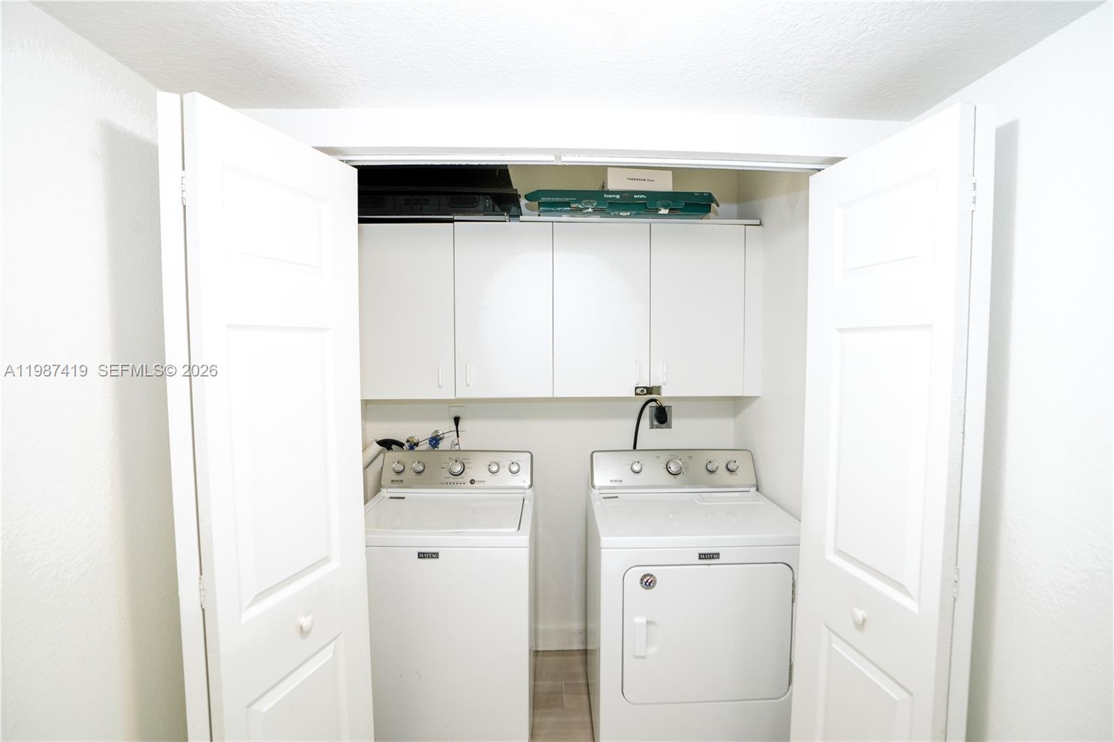 THE VILLAS OF ST AGNES CO - Residential Lease