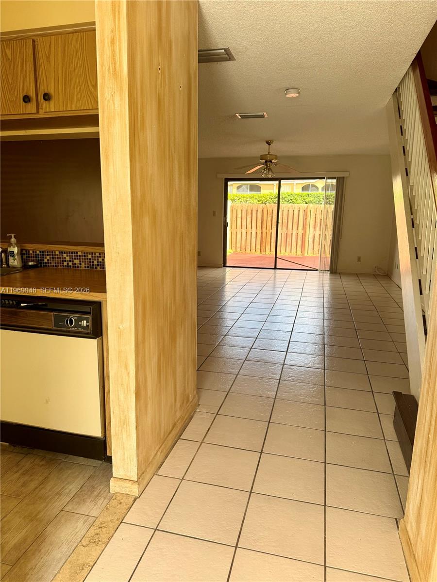 PINES OF OAKLAND FOREST T - Residential