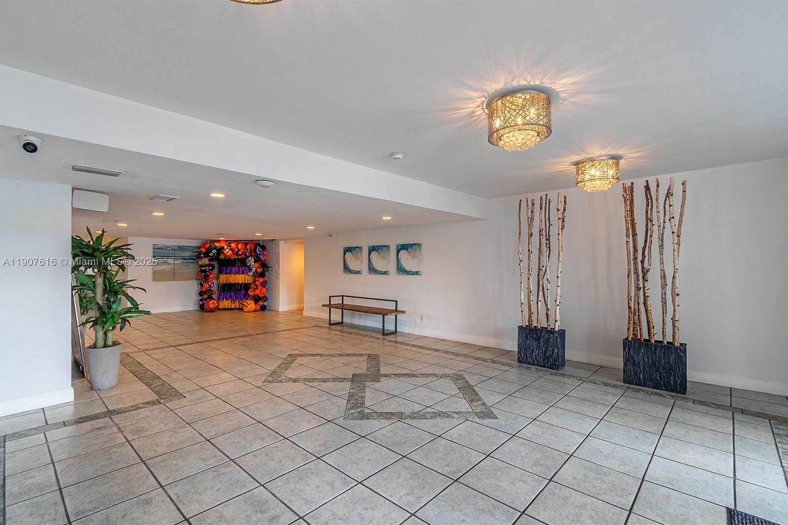 CARLTON BAY CONDO - Residential Lease