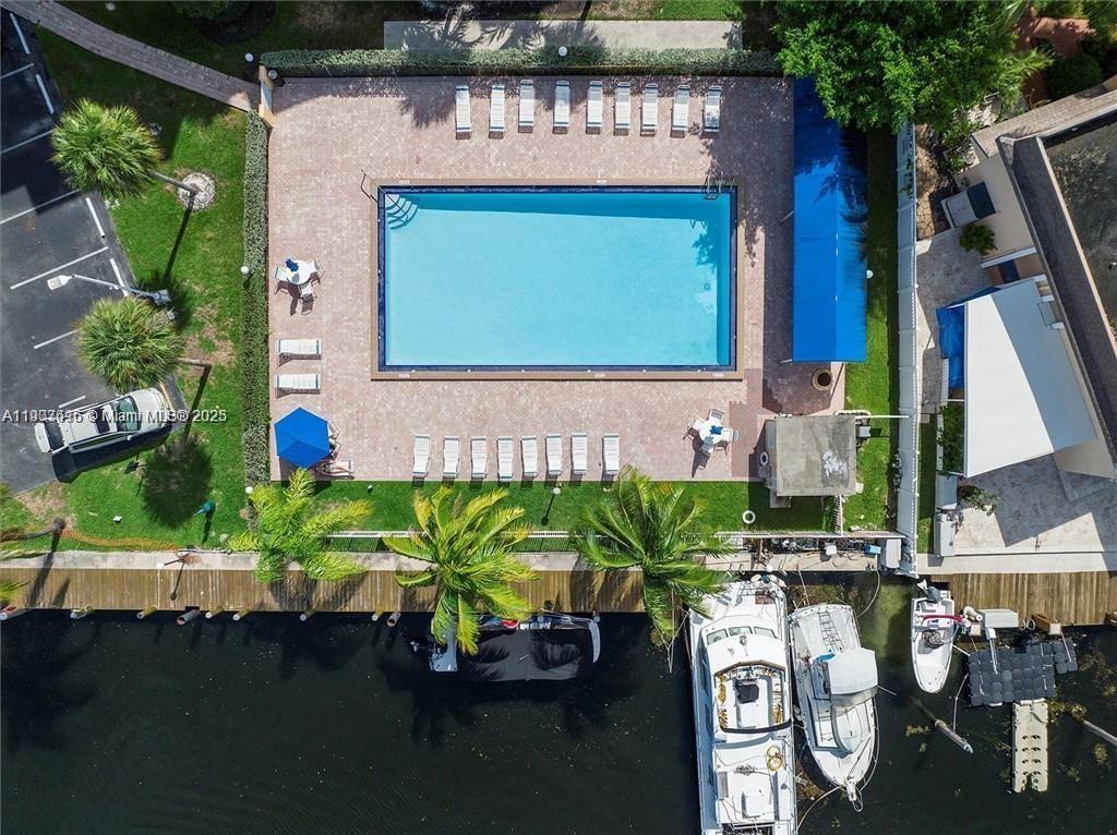 CARLTON BAY CONDO - Residential Lease