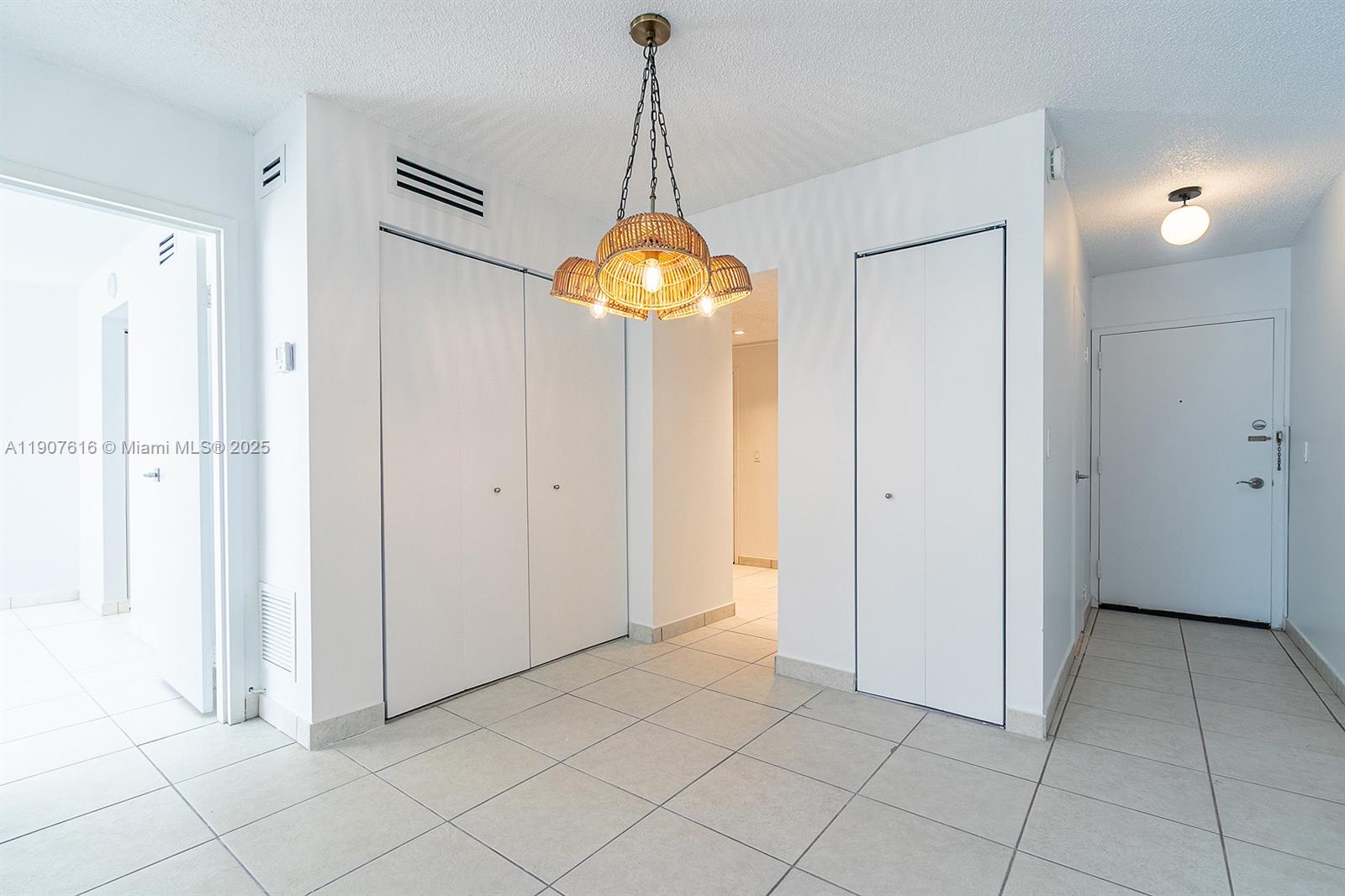 CARLTON BAY CONDO - Residential Lease