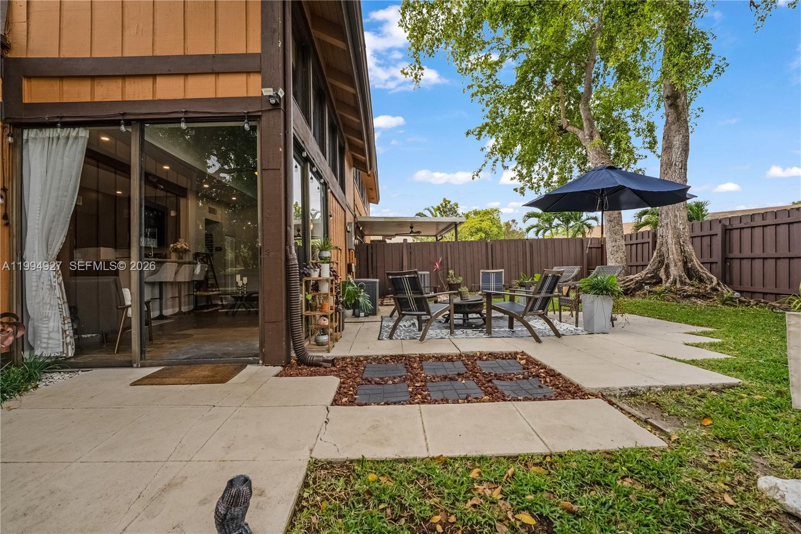 EVERGLADES SUGAR & LAND C - Residential