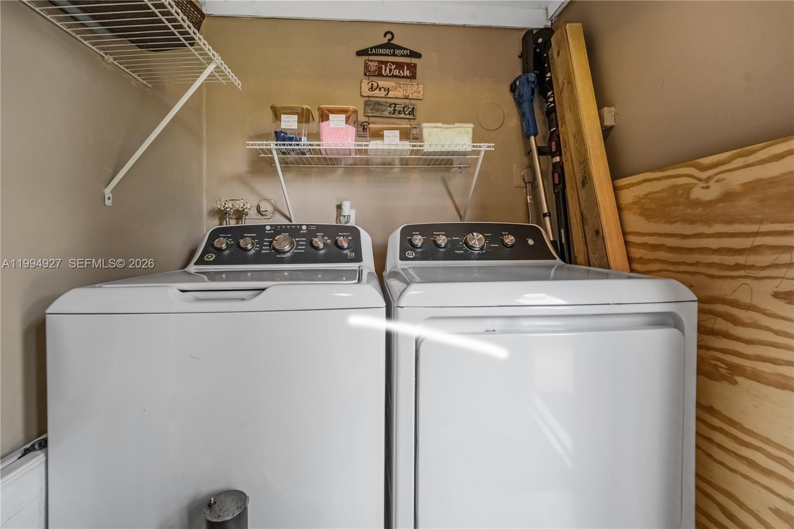 EVERGLADES SUGAR & LAND C - Residential