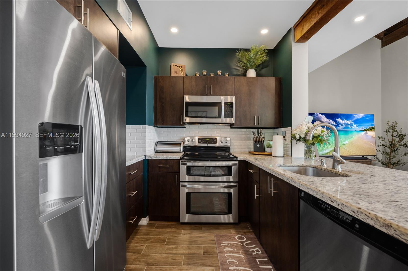 EVERGLADES SUGAR & LAND C - Residential