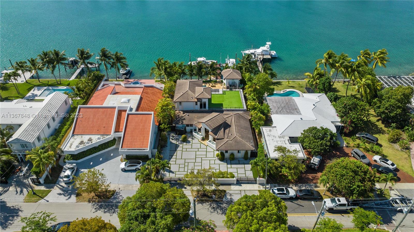 BISCAYNE POINT - Residential