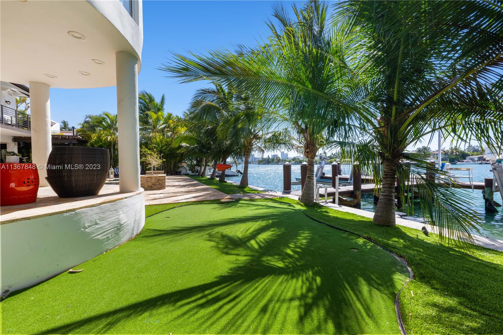 BISCAYNE POINT - Residential