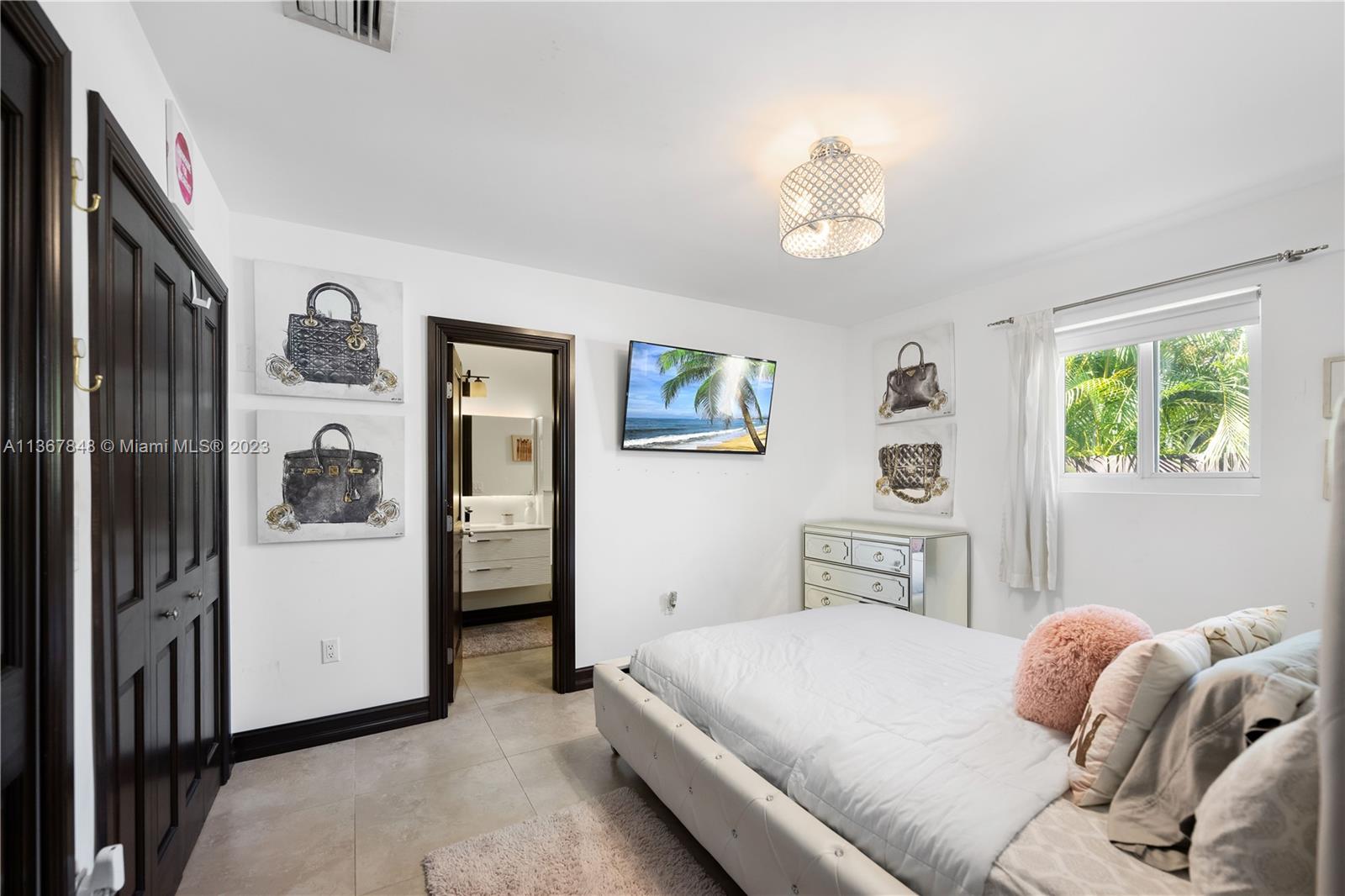 BISCAYNE POINT - Residential