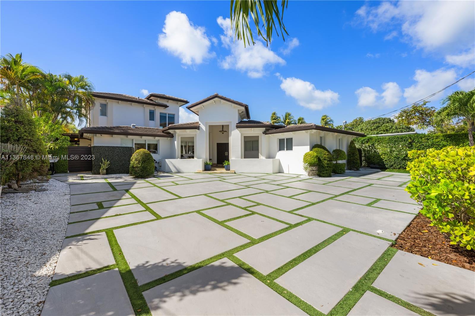 BISCAYNE POINT - Residential