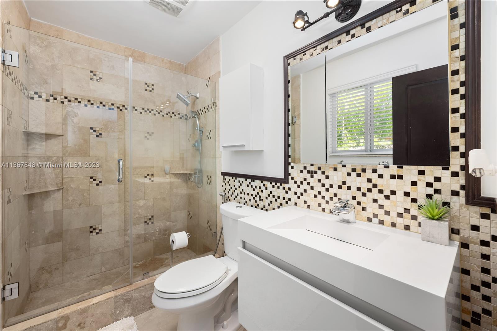 BISCAYNE POINT - Residential