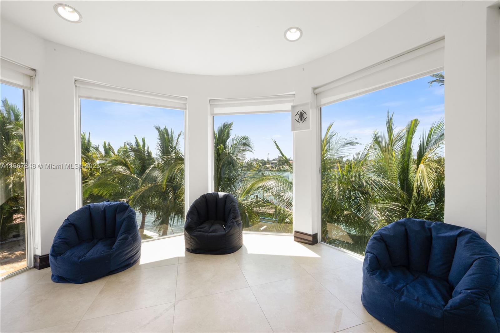 BISCAYNE POINT - Residential