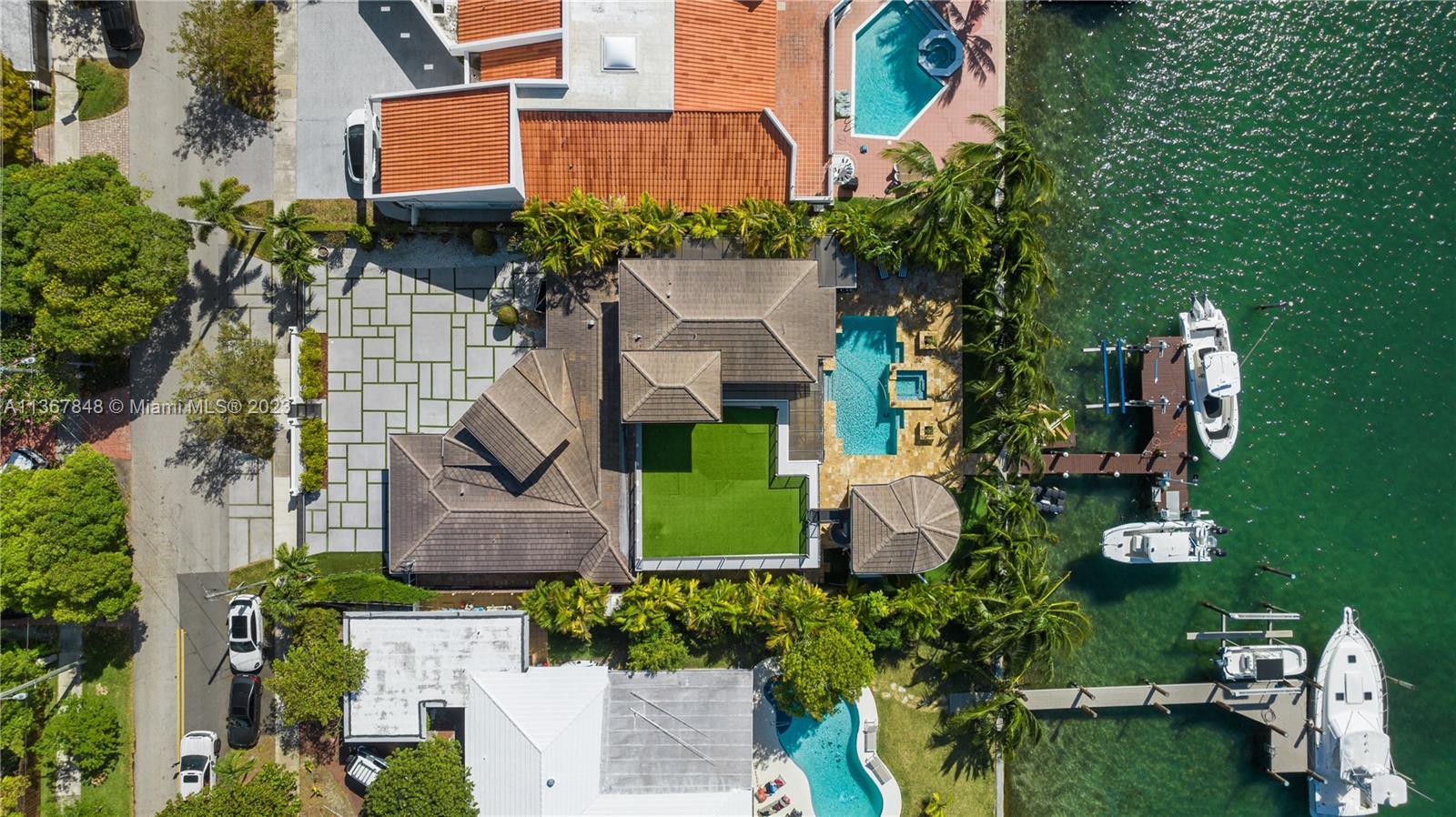 BISCAYNE POINT - Residential