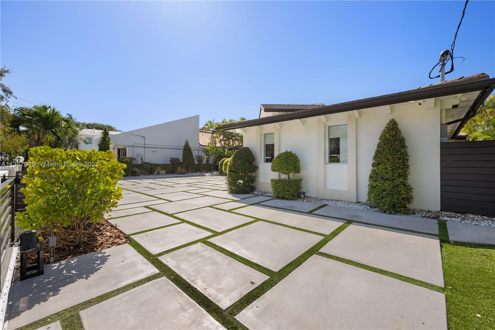 BISCAYNE POINT - Residential