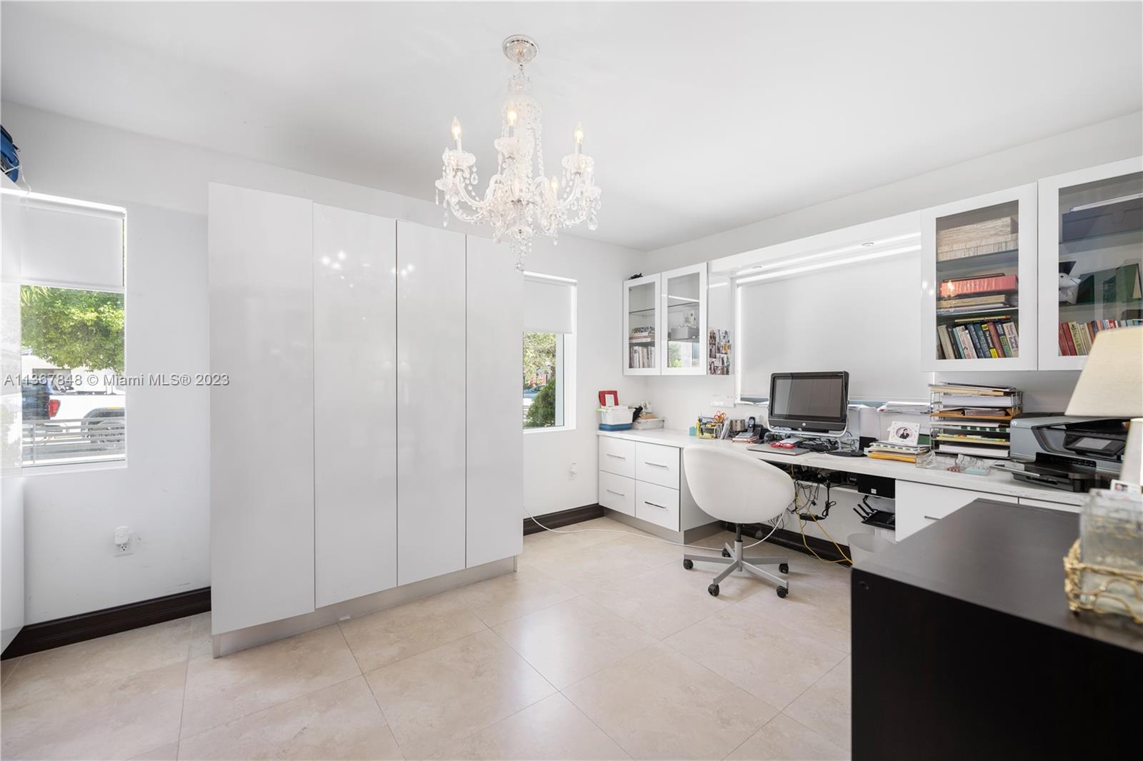 BISCAYNE POINT - Residential