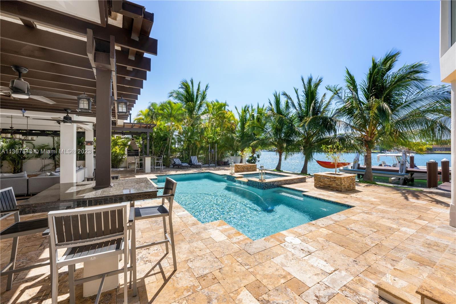 BISCAYNE POINT - Residential