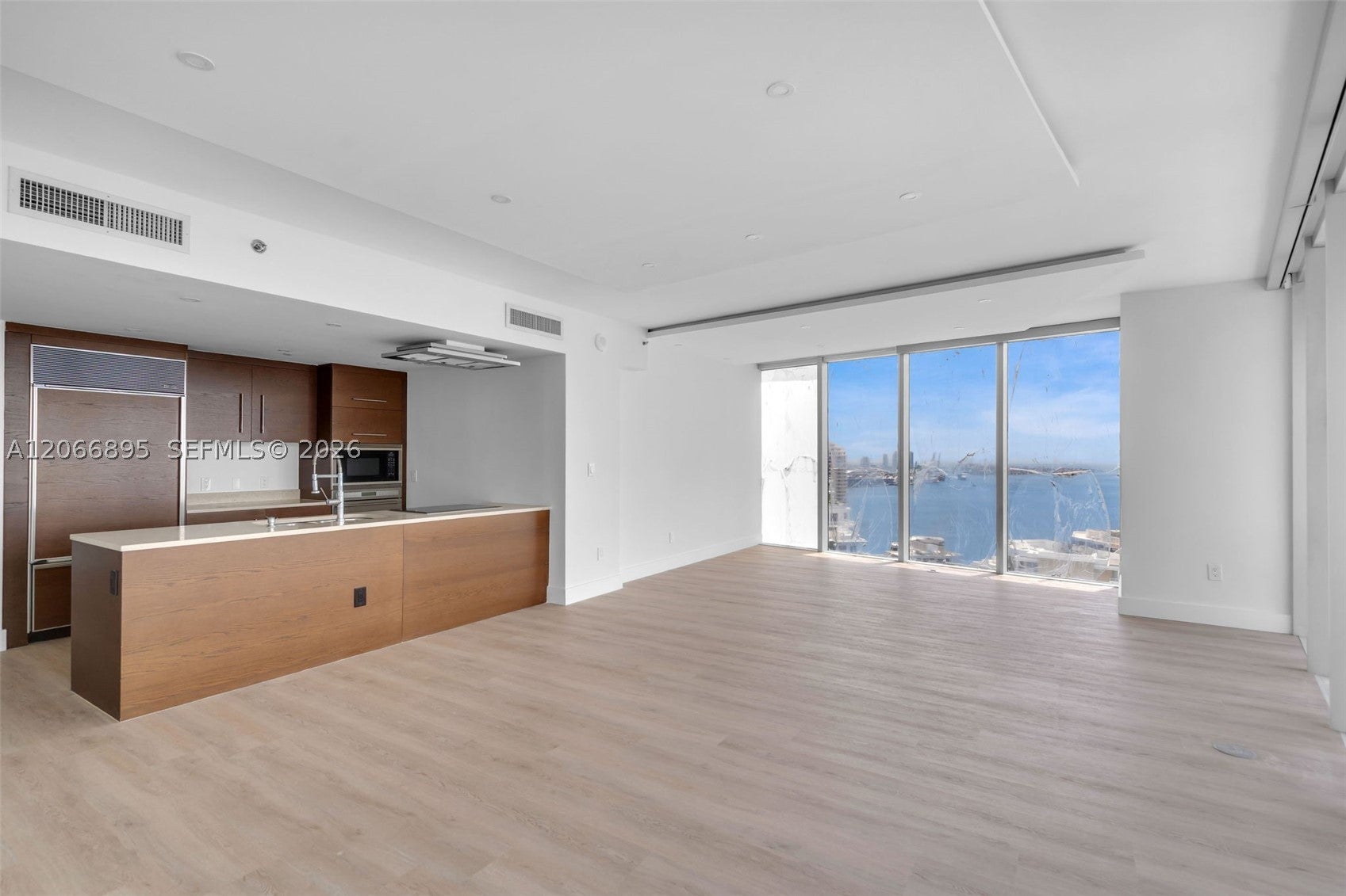 495 Brickell Ave 3601