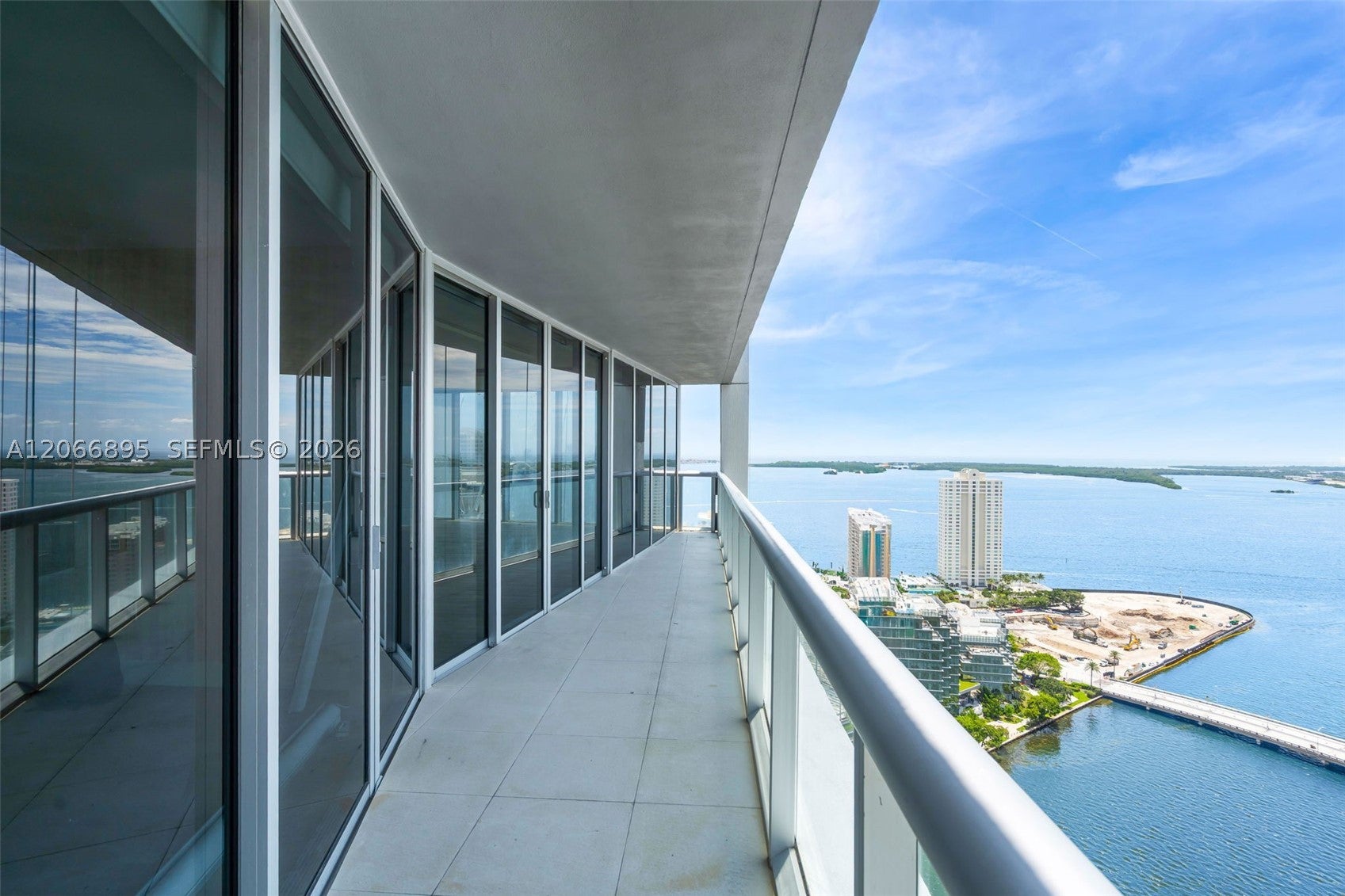 495 Brickell Ave 3601