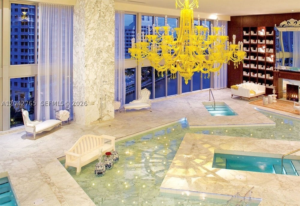 495 Brickell Ave 4609