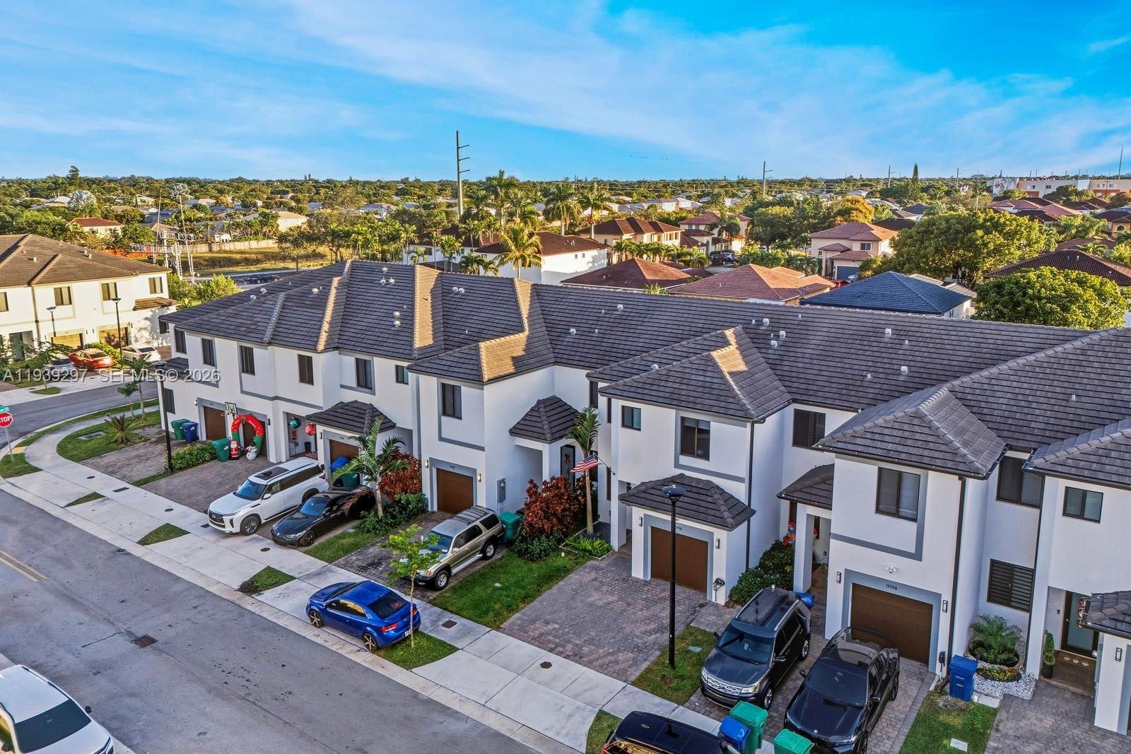 CENTURY GARDENS SOUTH - Residential