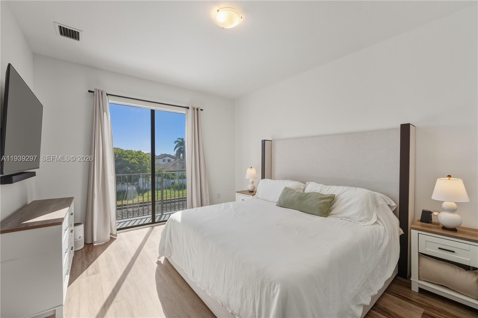 CENTURY GARDENS SOUTH - Residential