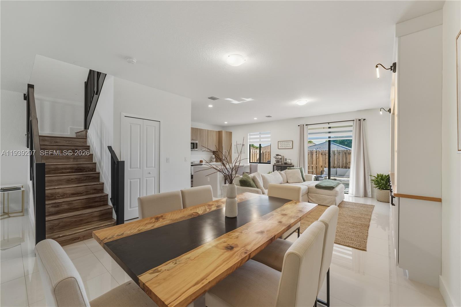 CENTURY GARDENS SOUTH - Residential