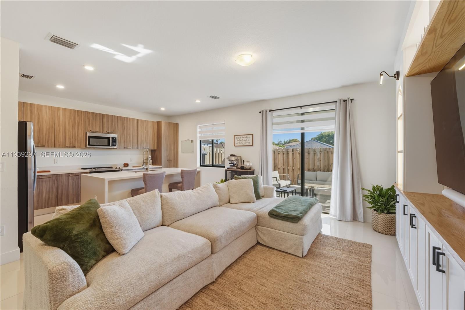 CENTURY GARDENS SOUTH - Residential