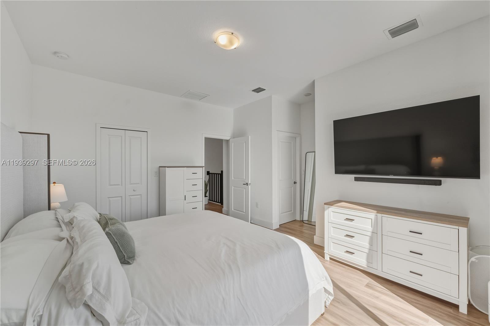 CENTURY GARDENS SOUTH - Residential