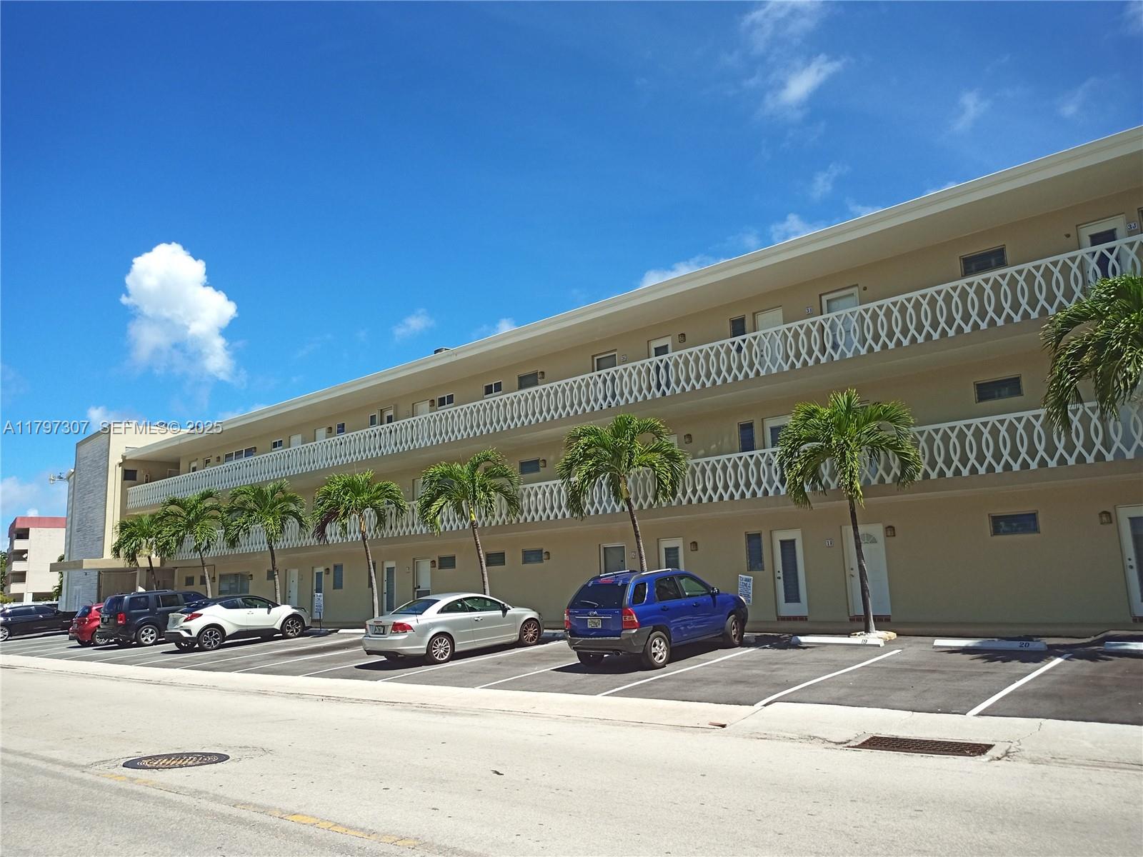 CRYSTAL COVE CONDO - Residential