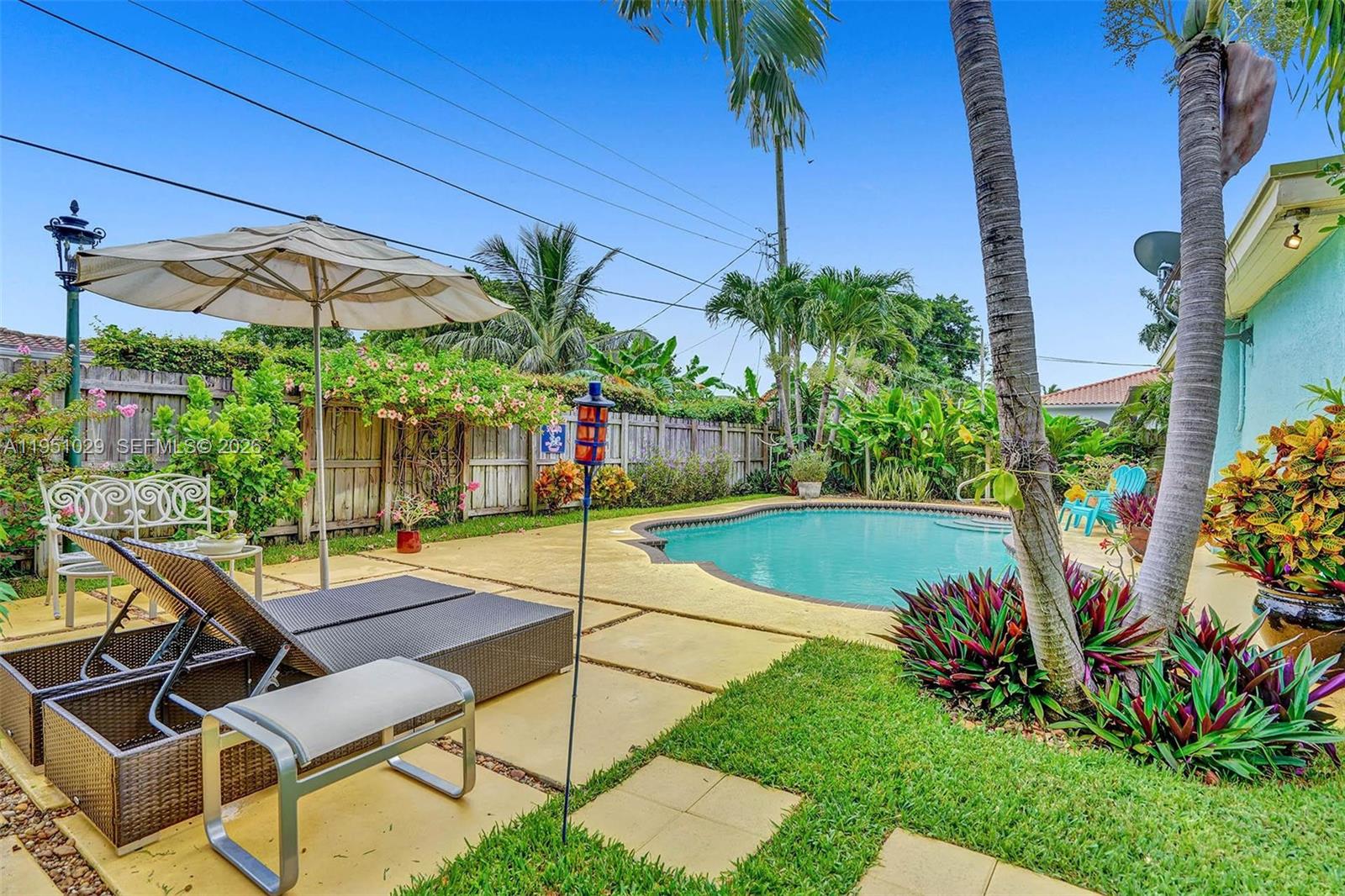 TREASURE ISLAND - Residential