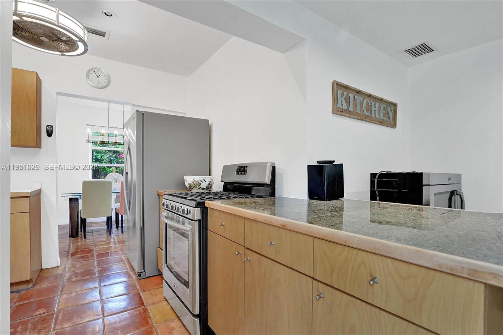 TREASURE ISLAND - Residential