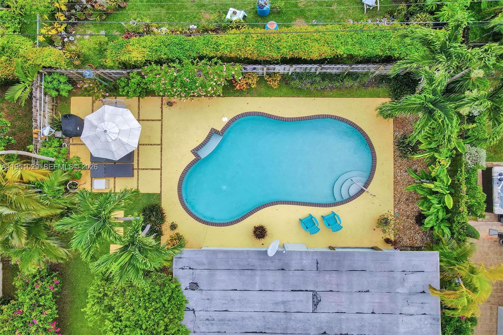 TREASURE ISLAND - Residential