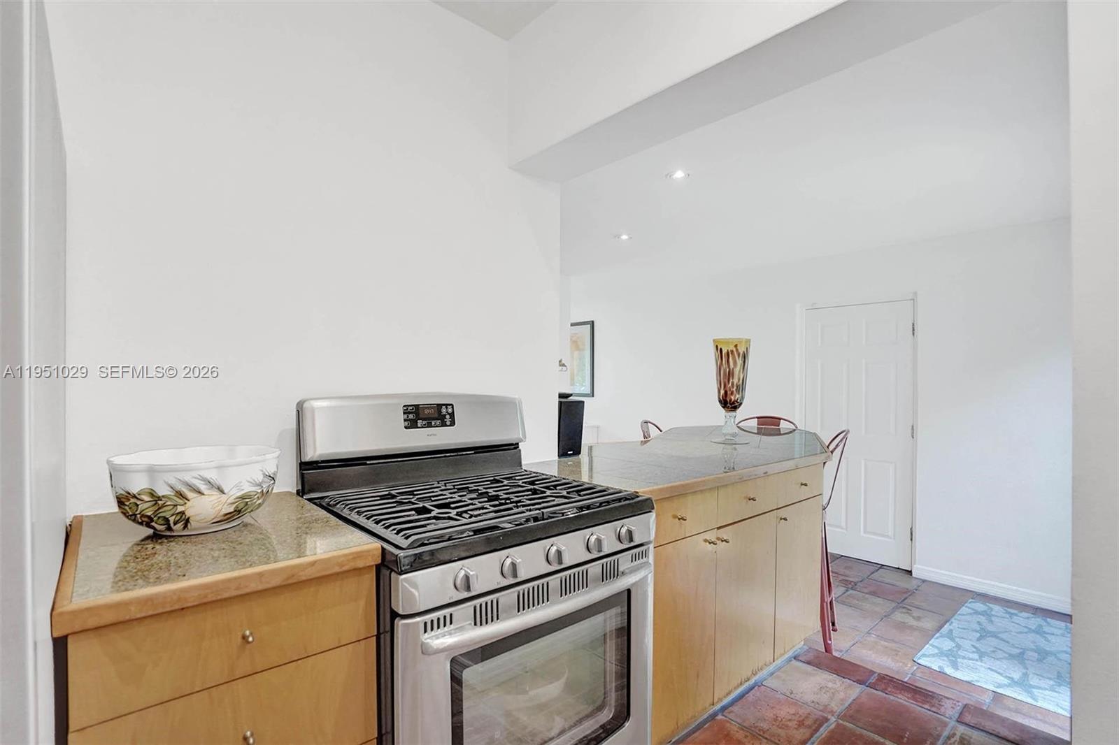 TREASURE ISLAND - Residential